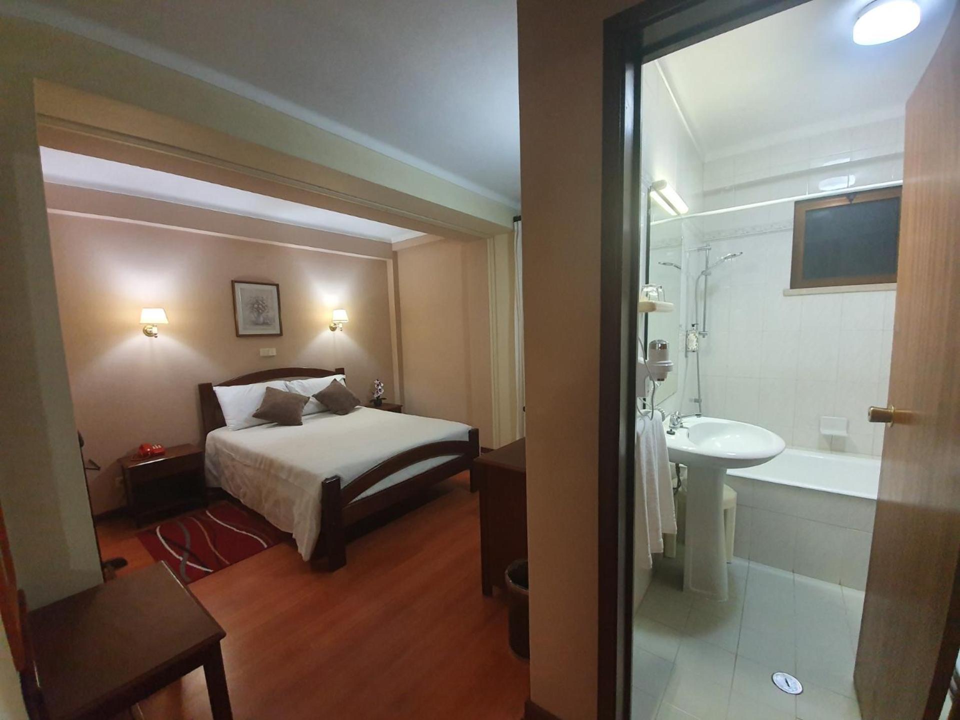 Hotel Peninsular Monte Real Buitenkant foto